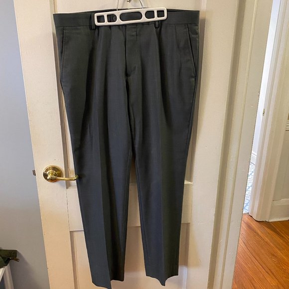 Dark grey suit jacket and pants - Picture 4 of 8